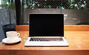 Trabajo flexible, trabajador contento