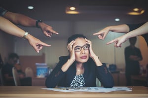 5 enemigos que sabotean tu gestión de recursos humanos y cómo superarlos